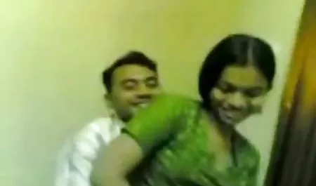 ورزشگاه زیباترین سایت سکسی 18 نوجوان